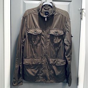 Gap Mens Fatigue Utility Jacket SZ L. Greenish brown in color.